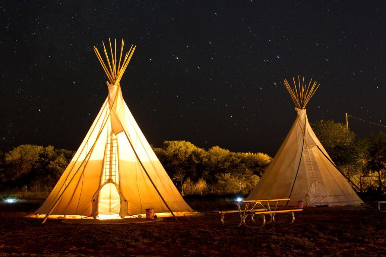 Villa El Cosmico à Marfa Extérieur photo